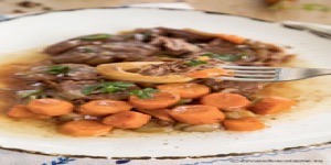 Rețetă rasol de vită în bere la Slow Cooker Crock-pot 4.7L Digital by Diva în bucătărie