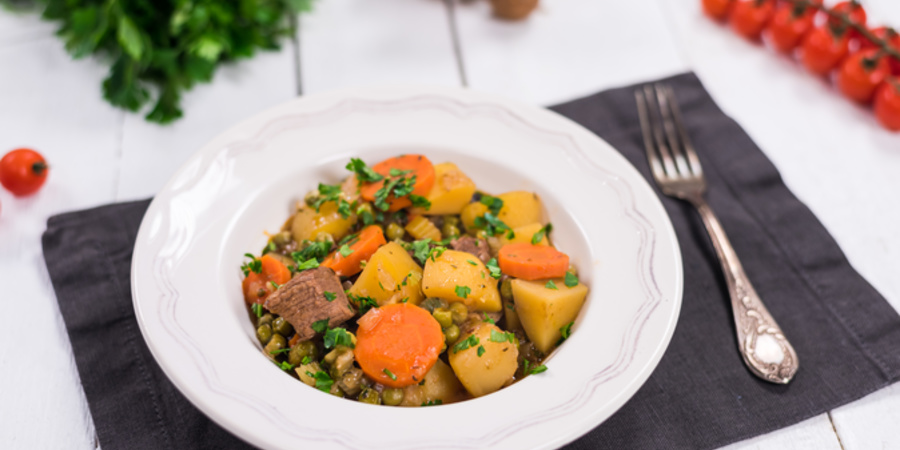 Reteta Tocanita scazuta cu vita si cartofi la Slow cookcerul Crock-Pot 5 l Du...