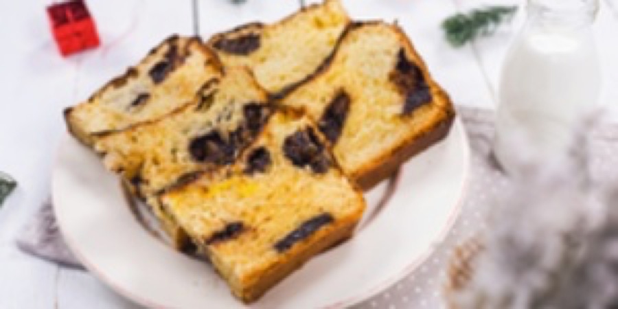 Reteta Cozonac pufos cu crema de ciocolata, nuci si stafide la Slow Cookerul ...