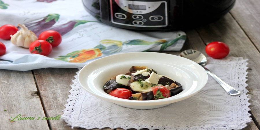 Vinete bulgaresti gatite la slow cooker-ul Crock-Pot Digital 4.7 L Digital by...
