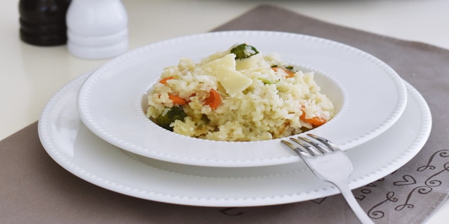 Rețetă orez cu legume în doar 15 minute la Multicooker 5in1 Digital Crock-Pot...