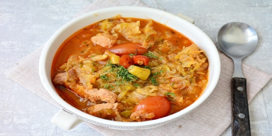 Rețetă varză cu afumătură la Slow Cooker 7.5L Digital Crock-Pot by Carte de Rețete