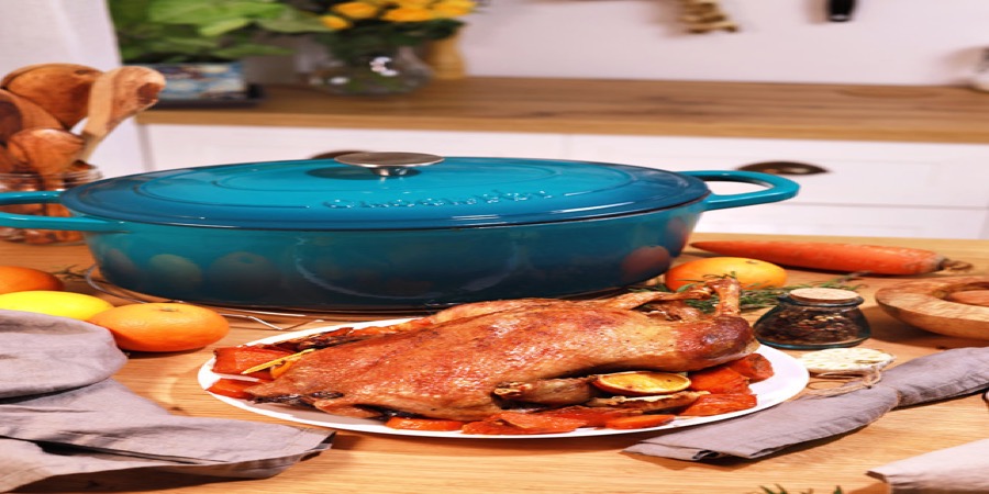 Rețetă rață la cuptor cu cartofi dulci, morcovi și portocale la vasul din fontă emailată de 6.6L Crock-Pot by Bucătar Maniac