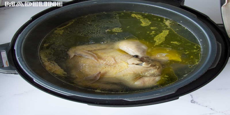 Rețetă baby friendly de supă de pui cu tăiței la Multicooker Crock-Pot Express by Madeline.ro