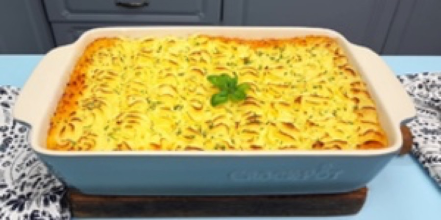 Rețetă Plăcinta Ciobanului la vasul pentru cuptor din ceramică 5.3L Crock-Pot...