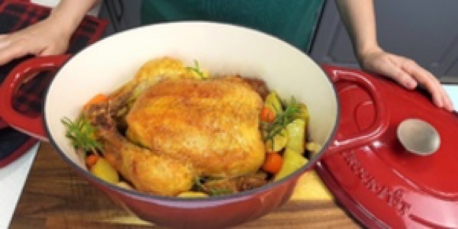 Rețetă pui la cuptor la vasul din fontă emailată 6.6L Crockpot by Rețetele Mi...